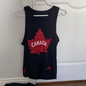 WOMENS SMALL ADIDAS WORKOUT TOP